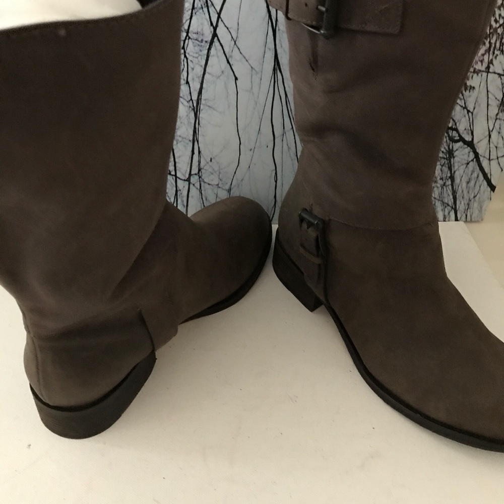 NWOT Nike Air Cole Haan Boots BROWN
